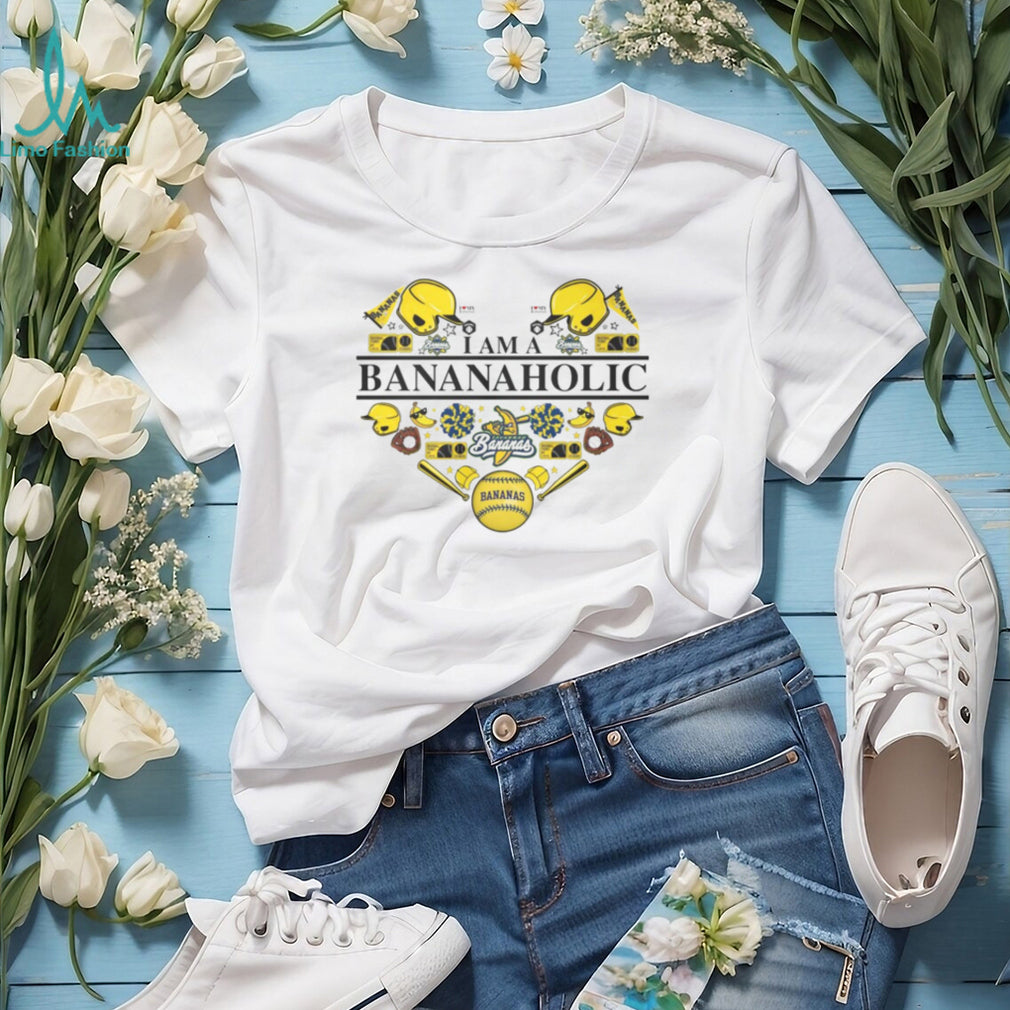 I Am A Bananaholic Heart Baseball Gear Savannah Fan T Shirt