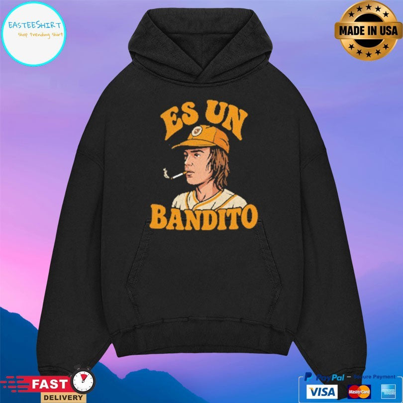 Es Un Bandito Smoking T-shirt