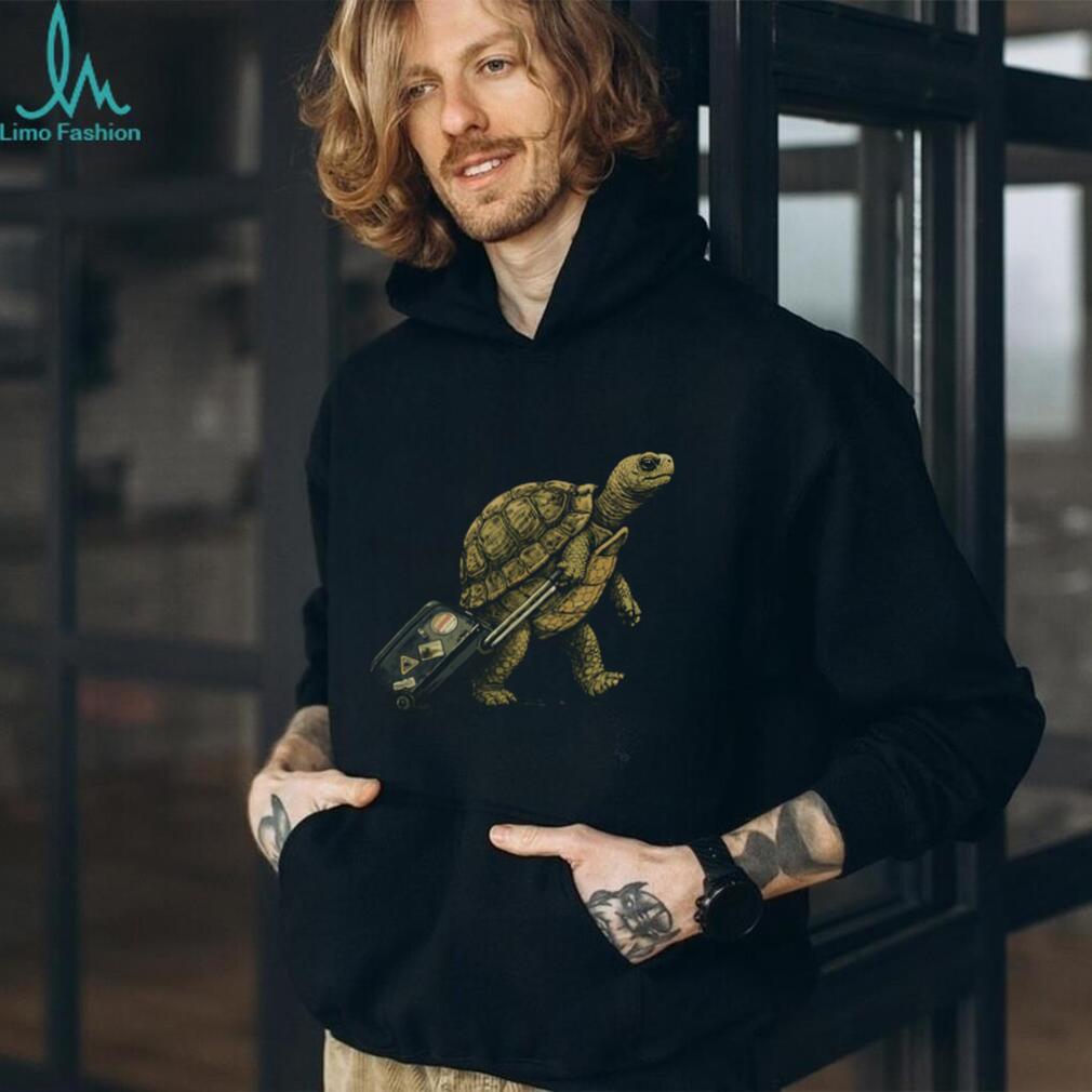 Slow Traveler Turtle Luggage Suitcase Illustration T Shirt