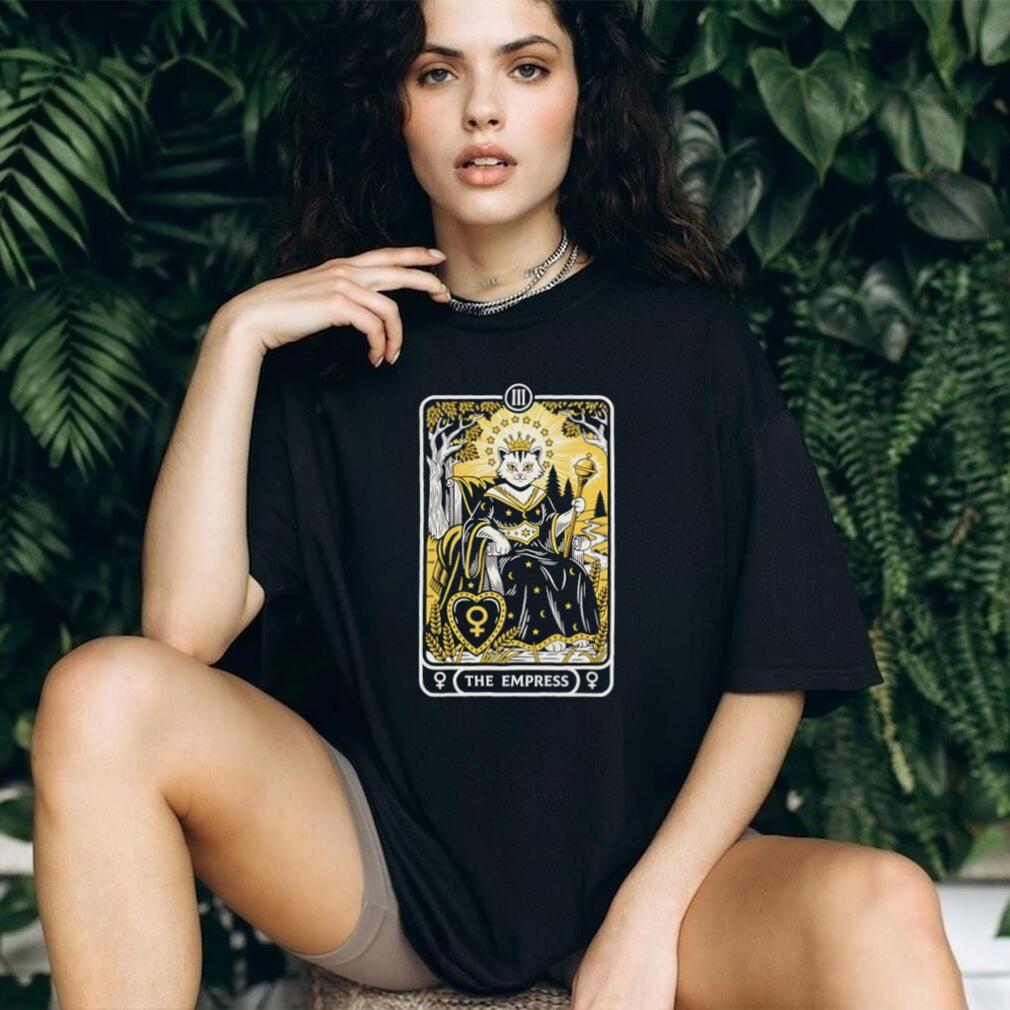 The Empress Tarot Card Cat Black Crewneck T shirt