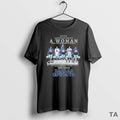 Top Never Underestimate Woman Who Understands Football Loves Dallas Cowboys Signatures Players T-Shirts