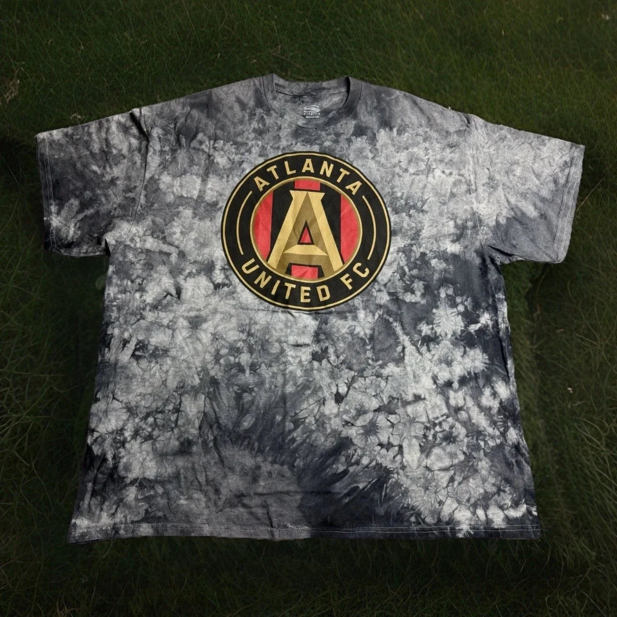 Atlanta United FC Soccer GA Stadium Essentials Adult Acid Wash Shirt XL D016 Unisex , , , Long Sleeve Tee