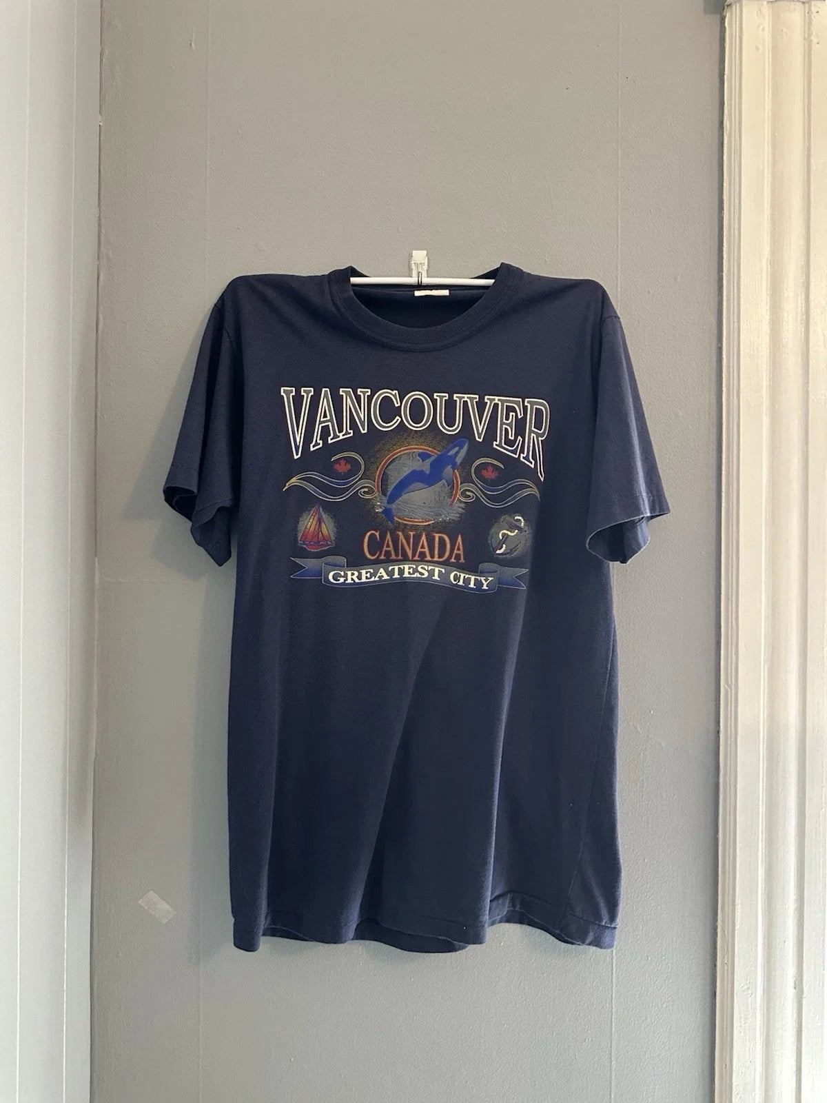 Vancouver Canada Vintage Tshirt Size Large Navy Made In Canada Unisex , , , Long Sleeve Tee